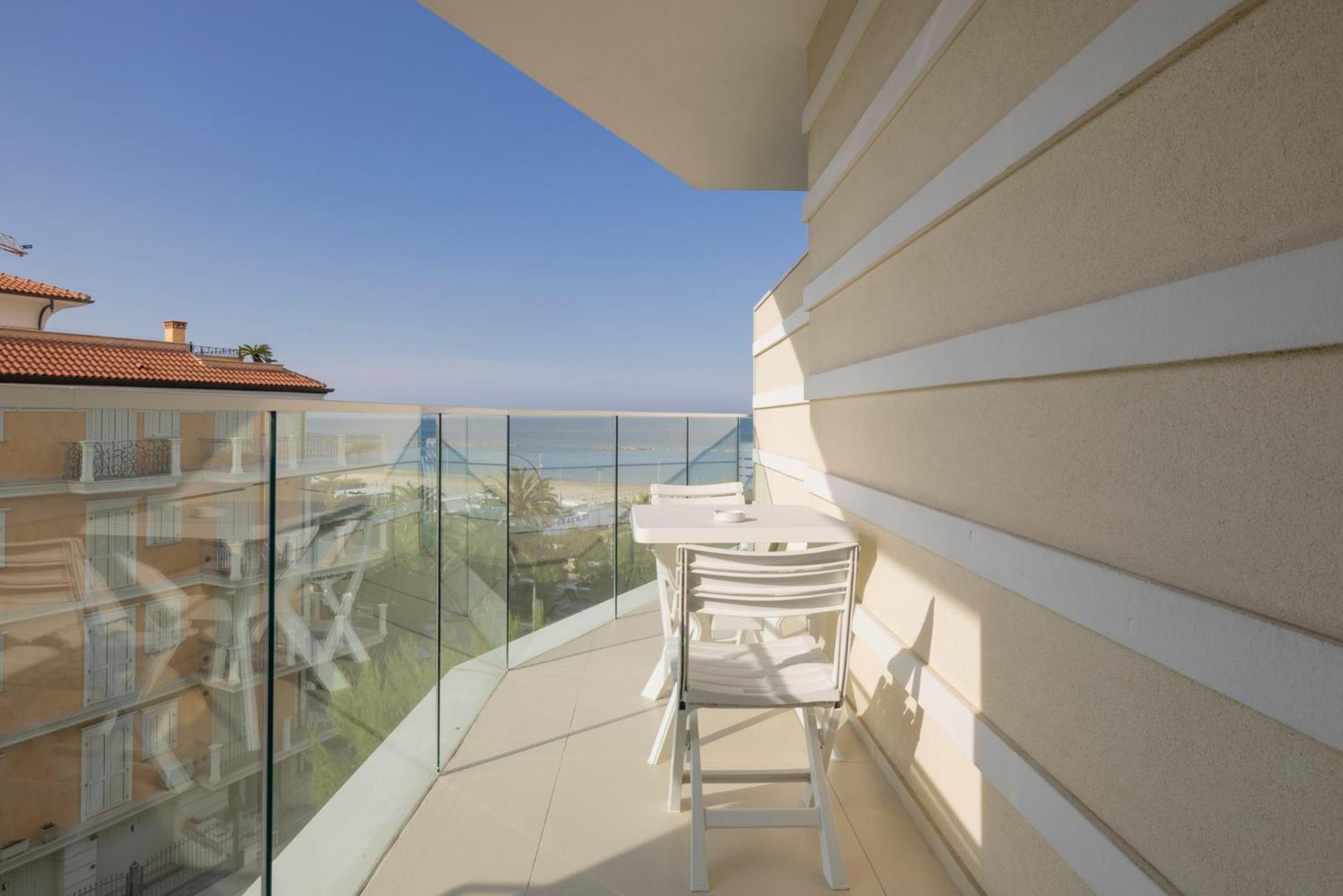 Besuite Apartments San Benedetto del Tronto Kültér fotó